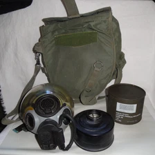 US Military Full Face Gas Mask ~ 90 MSA 5479 ~ sz Small ~ Filter Canister & Bag