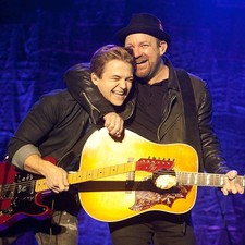 Hunter Hayes Kristian Bush perform outside Bridgestone Arena on No- Old Photo 4