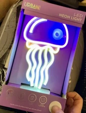 Urban Shop Jellyfish  Neon Light (4 Hour Timer, Batteries included) NEW!