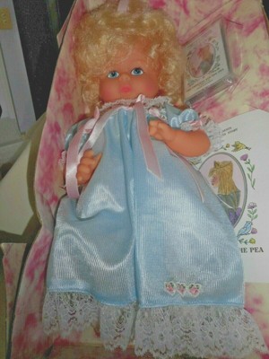 NIB ROBIN WOODS DOLL HORSMAN DOLL ''MY STORYTIME PRINCESS'' STORYBOOK & CASSETTE