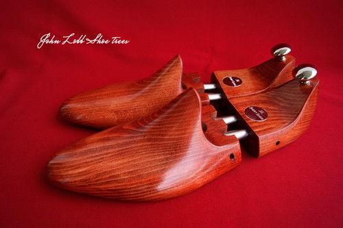 John Lobb Premium Holz Schuhspanner UK 9 (EU 43) Massivholz Ultra Rare NEU