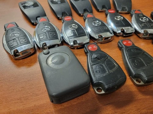 Lot of 16 OEM used Mercedes-Benz SMART PROXIMITY FOBIK key fobs  image 5