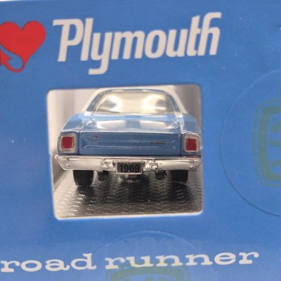 M2 Machines 1969 Plymouth Road Runner Hemi R92 1:64 Scale New