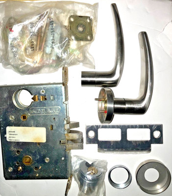 Schlage L9070T 07 630 00A RH Lever Mortise Classroom Lock No Key w Cylinder NIB