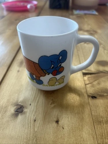 VTG Arcopal France Mug Hot Sausage Dog Bone Coffee 70s Milk Glass Sweater