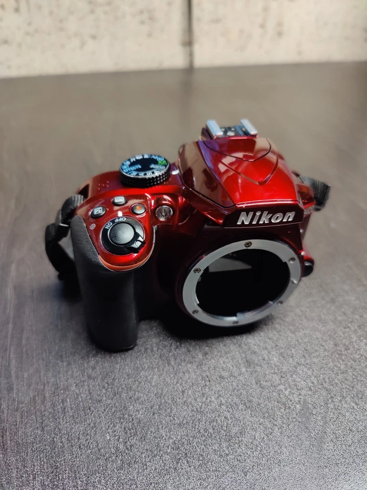 Nikon D3400 24.2 MP Digital SLR Camera Body Only [Top Mint] 2410 Shutter Count  - Image 3 of 4