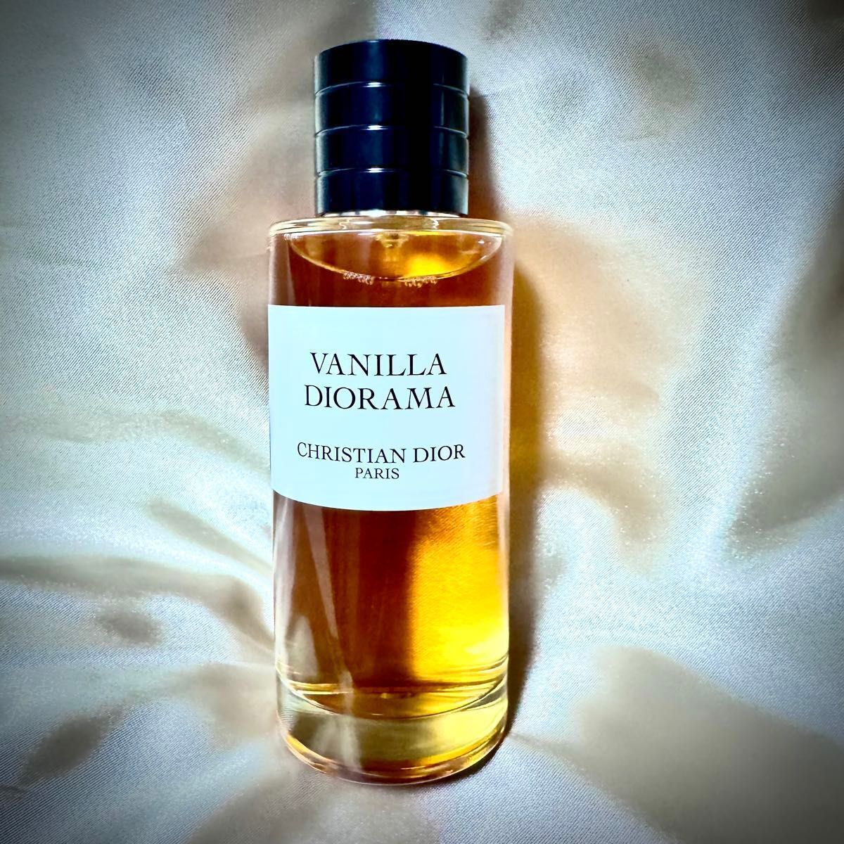 Vanilla Diorama by Christian Dior EDP 4.2 Oz / 125 ml Eau De Vanilla Diorama by Christian Dior EDP 4.2 Oz / 125 ml Eau De