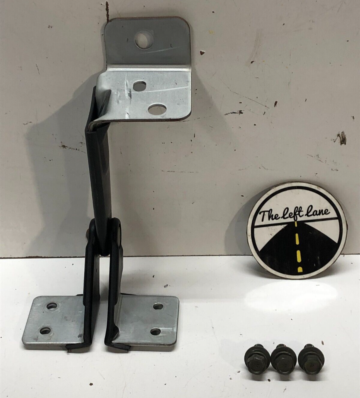 1985 89 Nissan 300ZX Z31 2 + 2 Rear Seat Upper Cushion Bracket Tilt