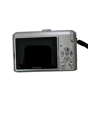 Panasonic Lumix DMC-LZ5 6.0MP Compact Digital Camera Silver Panasonic Lumix DMC-LZ5 6.0MP Compact Digital Camera Silver