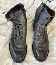 Ugg mens gray leather boot size 11. Excellent used condition.