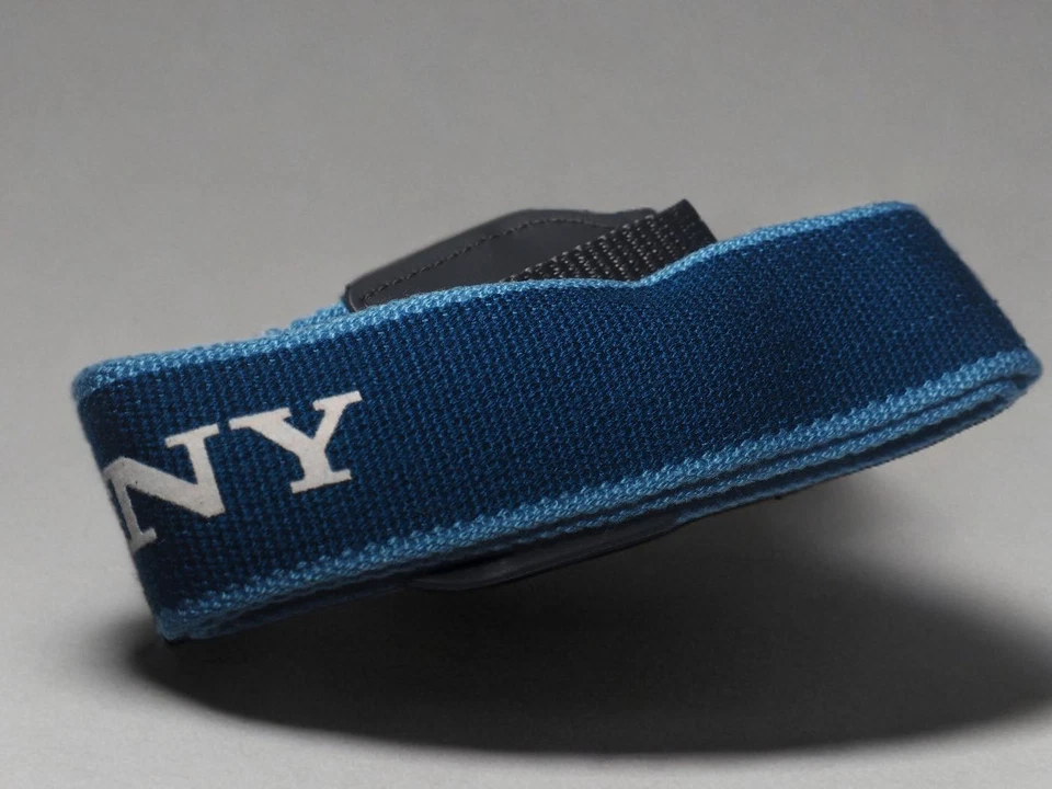 Correa de cámara azul Sony genuina vintage - SLR / DSLR - CORREA PARA EL CUELLO - sin usar/nueva Foto 4 de 4