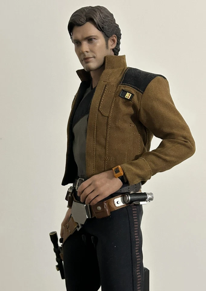 Hot Toys MMS492 Star Wars Han Solo 1/6 (Deluxe Version) complete  - Image 4 of 4