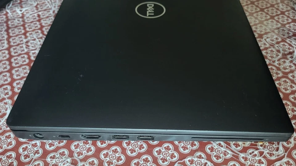 Dell Latitude 7490 · i5-8350 · 8GB · 256GB, foto 2 di 5