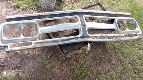 67 GMC 1/2 ton Grill - Picture 8 of 16