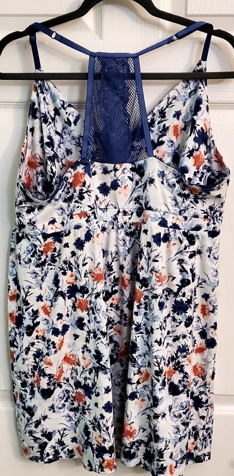 Camisón corto Sleep By Cacique floral para mujer talla 18/20 Foto 2 de 4