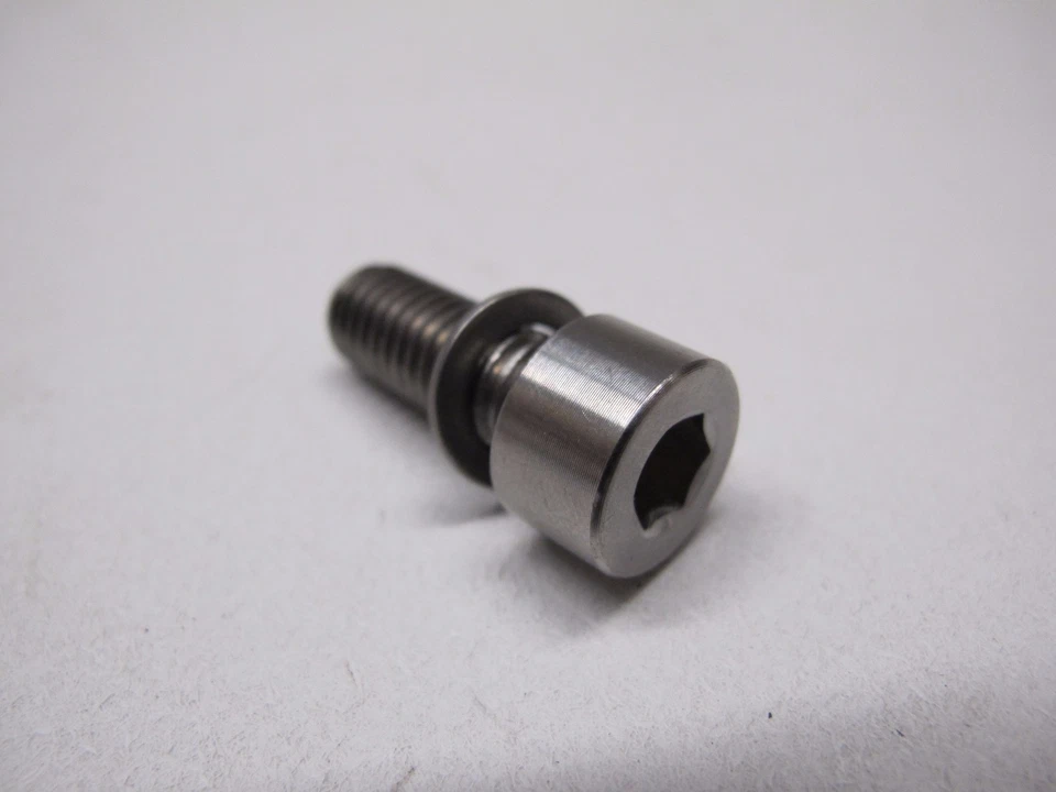 Cinelli XA Stem Titanium Clamp Bolt 8 x 1.25 x 20mm - Image 2 of 4