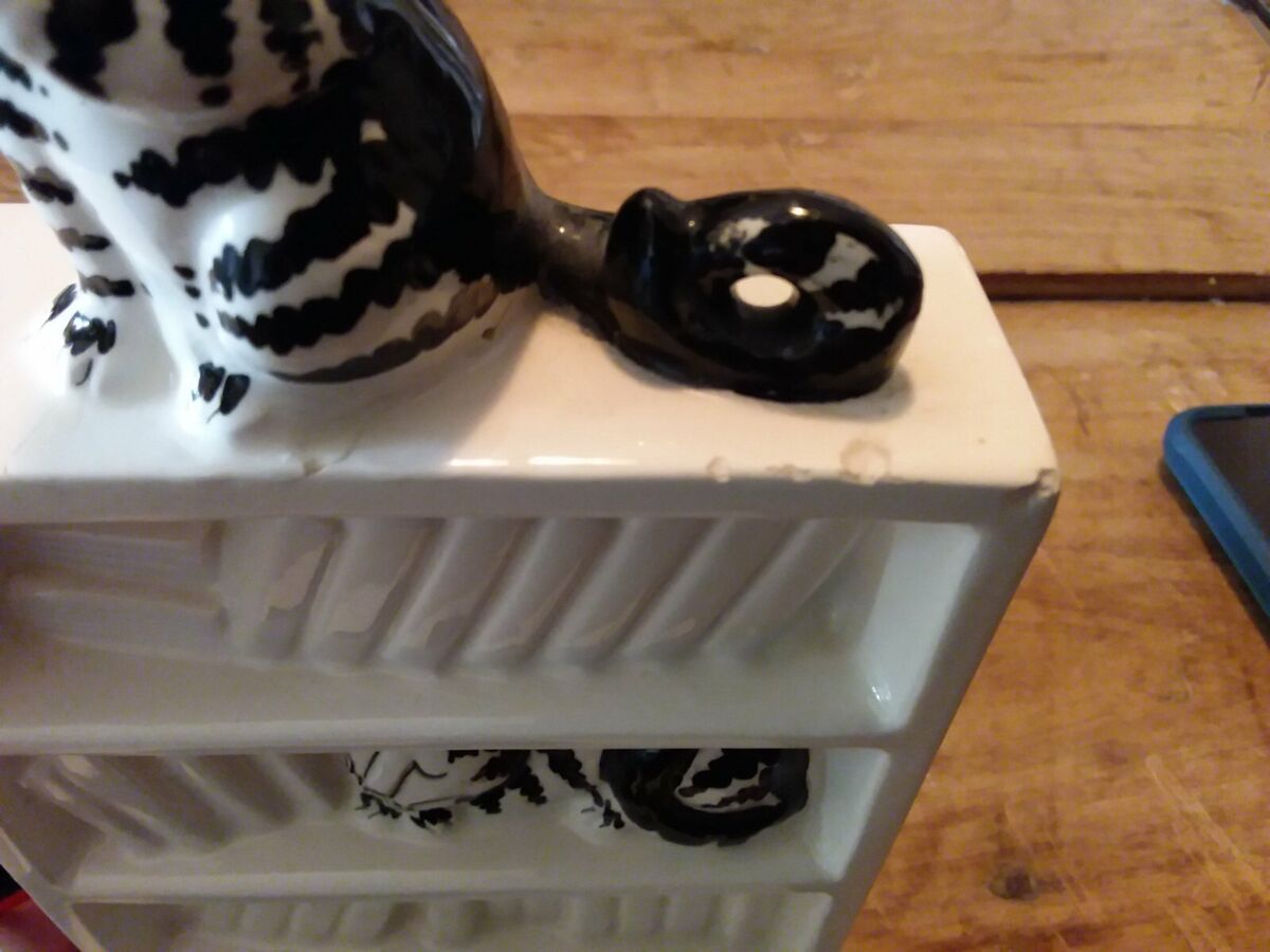 Kliban Ceramic Cats Bookends Made by Taste Setter Sigma in Kliban Ceramic Cats Bookends Made by Taste Setter Sigma in