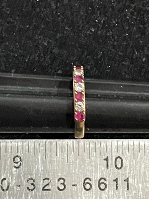 Estate Ring 14 k Ruby and Diamand Band  Size 6    2.7g