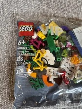 LEGO Miscellaneous: Fun and Funky Vip Add on Pack (40512)