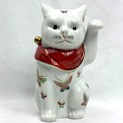Rare TOYO Japan Maneki Neko Lucky Cat Porcelain Butterfly Left Paw 7 1/8''