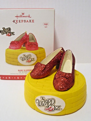 NEW Hallmark Ornament 2016 Wizard of Oz Dorothy's Ruby Slippers Magic Light B11