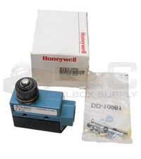 NEW HONEYWELL BZE6-2RN LIMIT SWITCH 240VAC