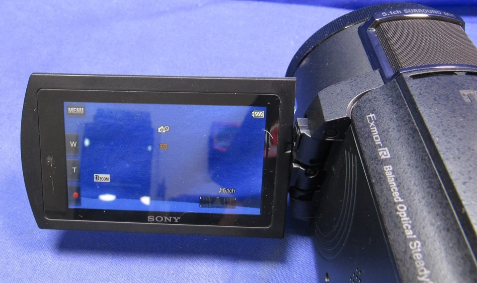 Sony FDR-AX43 UHD 4K Handycam Camcorder - Image 3 of 4