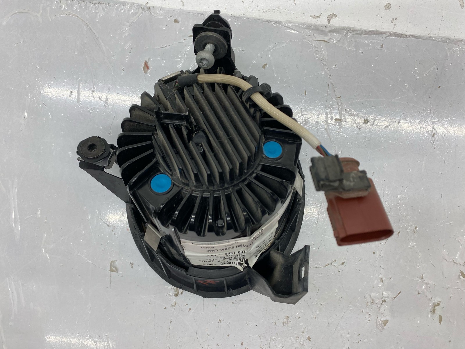 2010-2016 BENTLEY MULSANNE OEM FRONT RIGHT TURN SIGNAL FOG LIGHT LAMP 3Y0953042B