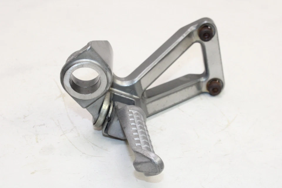 95-99 KAWASAKI NINJA ZX6R ZX600F OEM CLAVIJA TRASERA DERECHA PASAJERO Foto 2 de 4