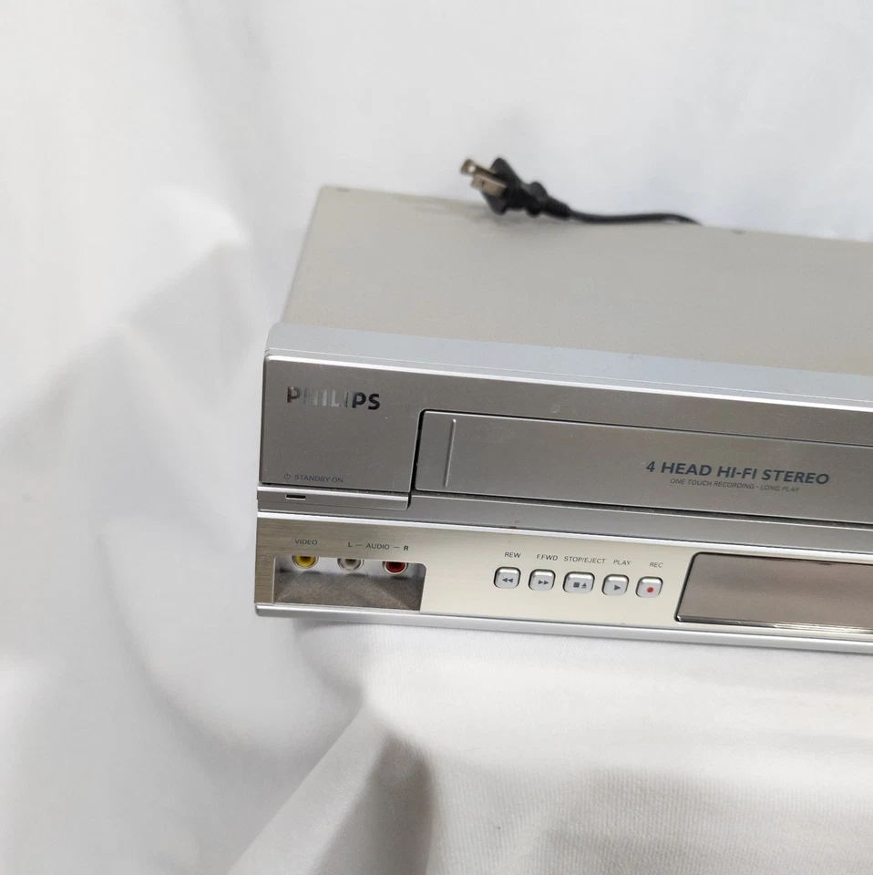Philips DVP3345VB/F7 DVD VCR 4 Head Combo Player Recorder -No Remote Tested - Image 2 of 4