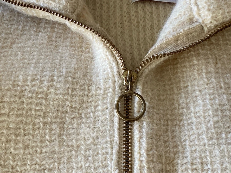 Vintage Pendleton Cardigan sweater jacket Zipper Women XS Ivory 100% wool Chunky - Image 2 of 4