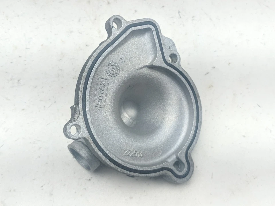 Cubierta de bomba de agua limitada 13 Can Am Spyder ST 222514 Foto 2 de 4