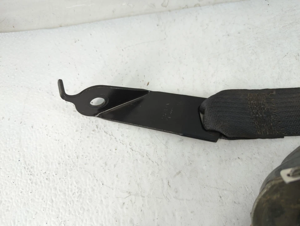 Ford Expedition 2016 pasajero cinturón de seguridad delantero hebilla L1Q6C Foto 4 de 4