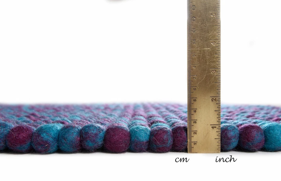 Filzkugelteppich Felty, 100% Schurwolle, handgefilzt, blau/lila, 70x140 cm - Bild 4 von 4