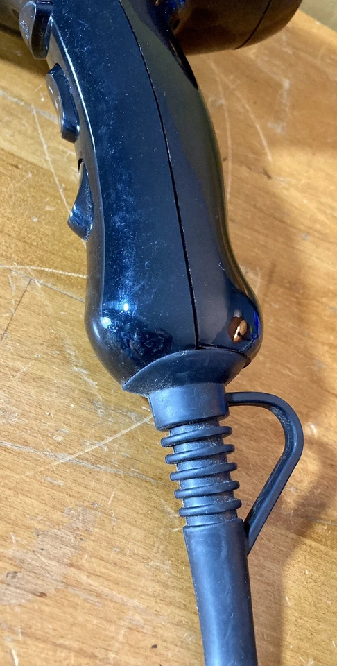 Secador de pelo Jose Eber modelo #RH-1817 negro 3 niveles de calor probado y funcionando Foto 2 de 4