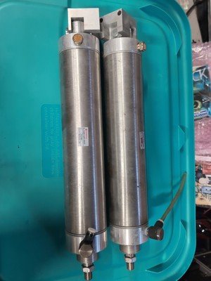 NORGREN RLH09A-DAP-AA00 Dual Acting Cylinder, 9'' STROKE, 250 PSI 2.5'' Bore (2)