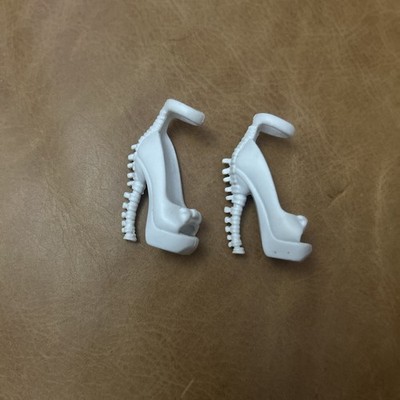 MONSTER HIGH Doll Create-A-Monster CAM Skeleton Girl White Stilettos Shoes
