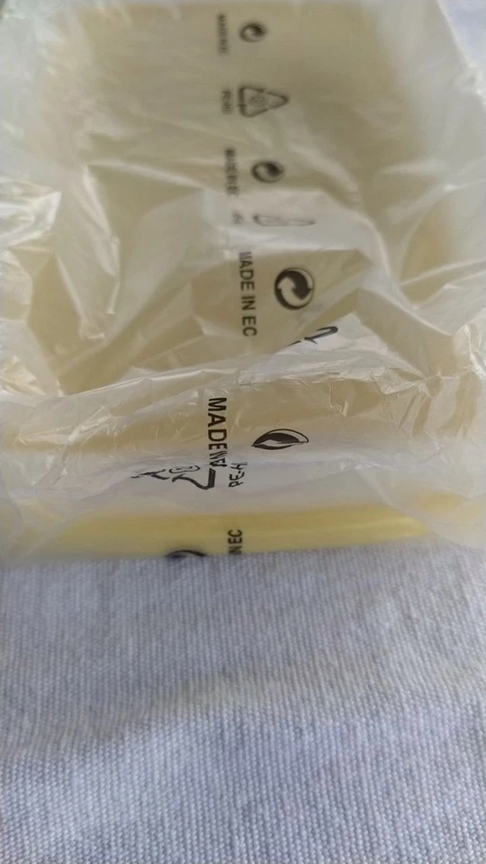 Tupperware Frigosmart Ciotola Rettangolare Gialla + Coperchio codice 5553A-4  - Immagine 4 di 4