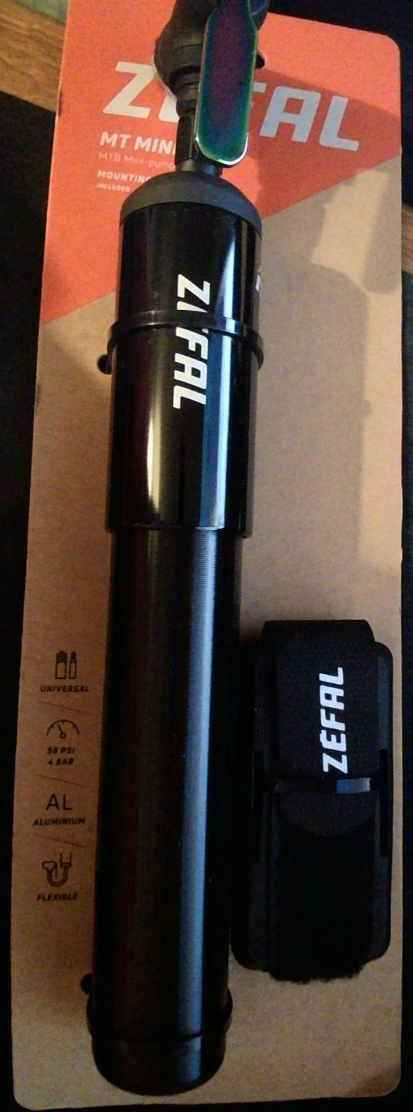 Zefal MT Mini - MTB Mini Pump + Mounting Clip. Aluminium.58 PSI. Presta/Schrader
