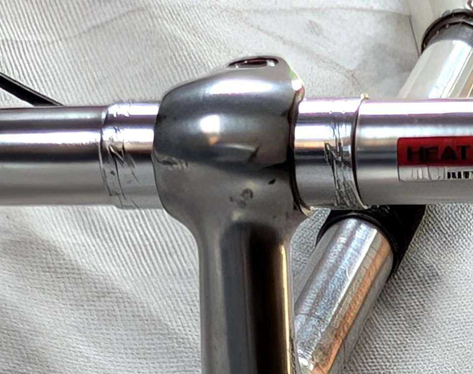 Nitto 42cm AERODYNAMICS Bullhorn Handlebar 26.0mm Road Bike aluminum w/stem - Image 3 of 4