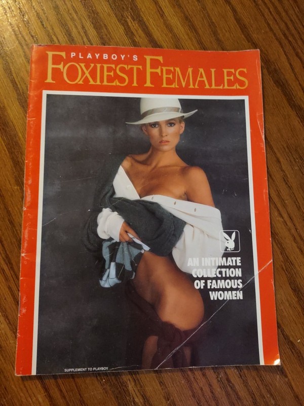 PLAYBOY'S FOXIEST FEMALES 1999 See Pics for Condotion