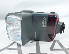 Yashica CS-250 AF attacco a scarpa flash refm