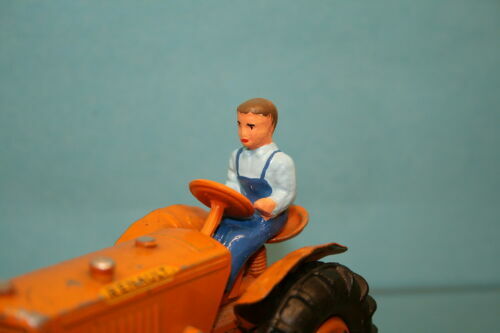 véhicule tracteur de semi-remorque Federal 94×43 A/B/C G513 | Le QG 1/72e de Twist Again