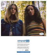 Olivia Scott Welch ‘Fear Street’ Signed Autographed 8x10 Photo ‘Samantha’ ACOA