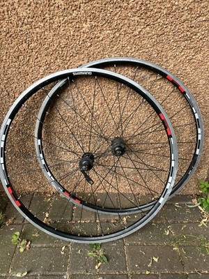 SHIMANO R500 700c RENNRAD VORDERRAD WH - R501 NABE