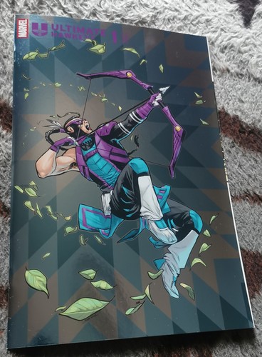 ULTIMATE HAWKEYE # 1 NM 2025 CARMEN CARNERO FOIL VARIANT ! EXTERMINATRIX ! RONIN