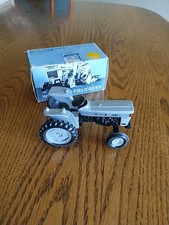 Ertl WHITE ISEKI 2-35 FIELD BOSS Farm Toy Tractor Diecast RARE 1/25 Scale WFE