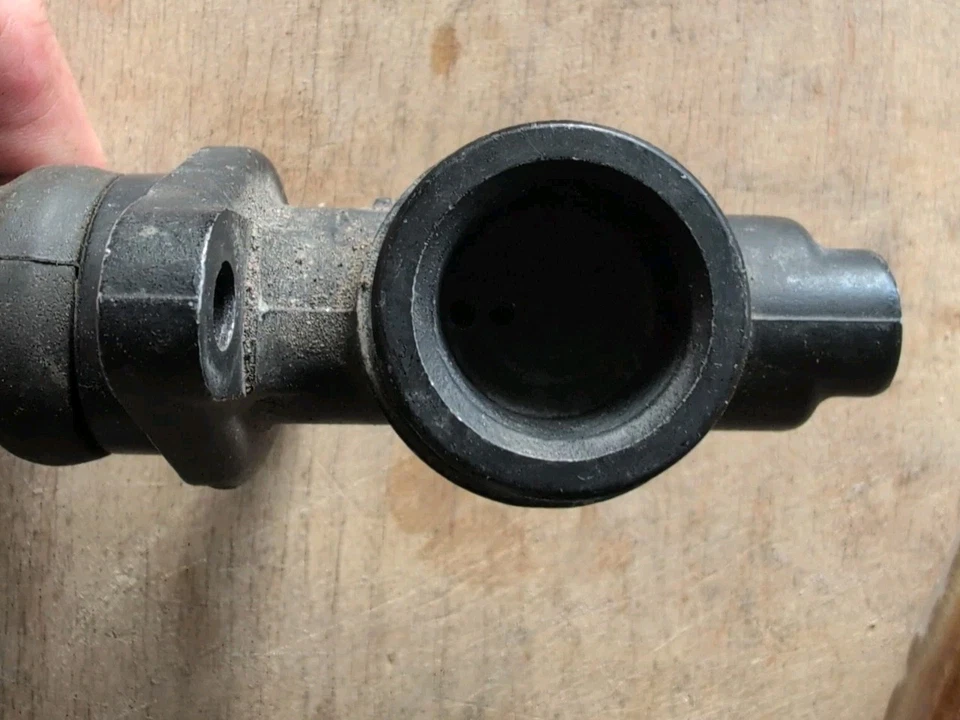 Cilindro maestro Tilton serie 74 5/8" (15,9 mm) cilindro de diámetro solo uso ligero si es A Foto 2 de 4