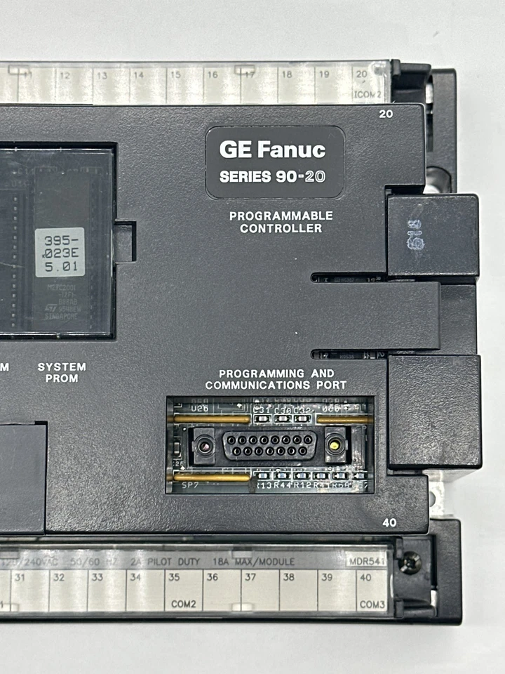 GE Fanuc IC692CPU211H Programmable Logic Controller  - Image 2 of 4