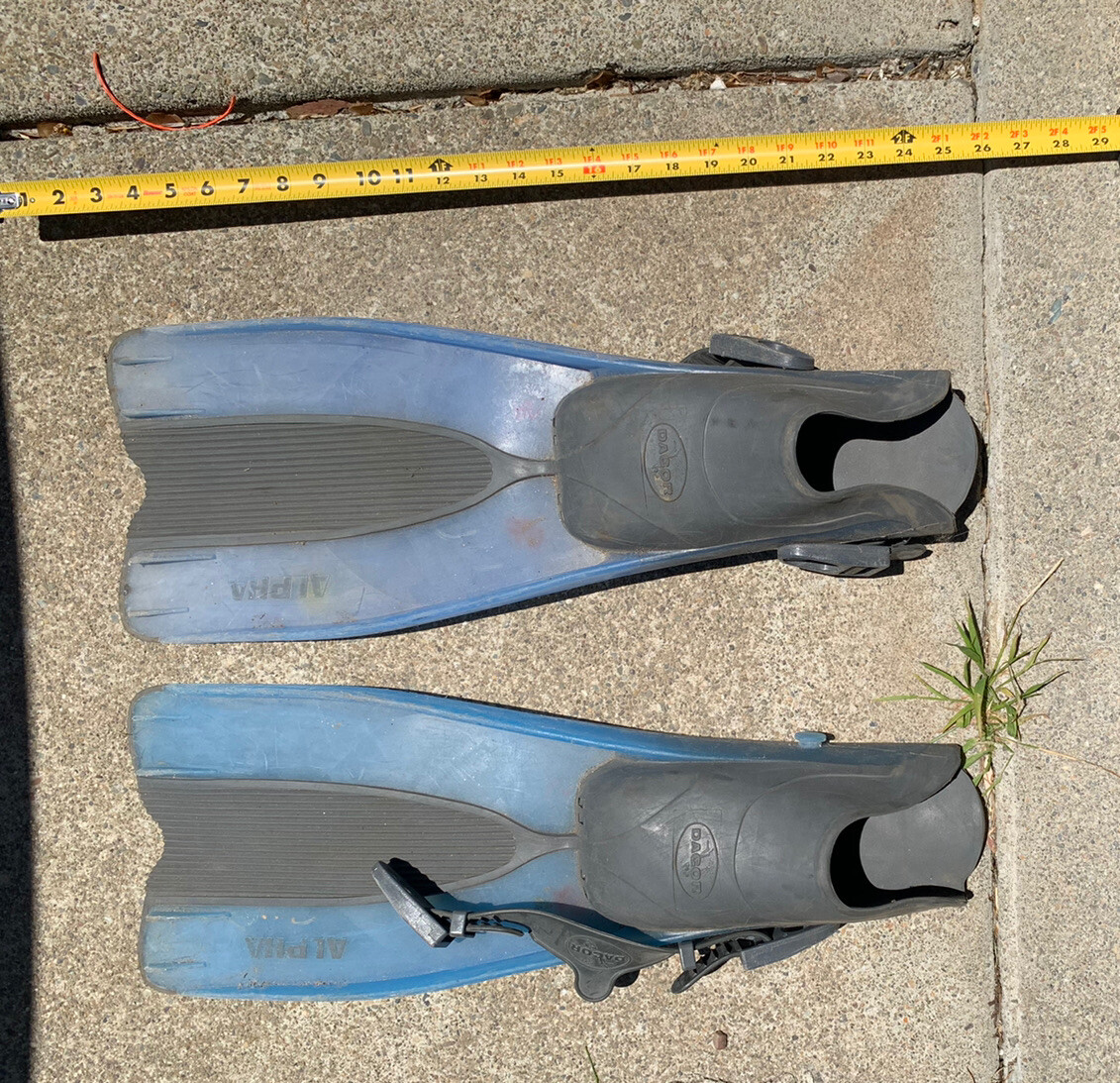 DACOR ALPHA SCUBA DIVING FINS SIZE MED | eBay display picture 3